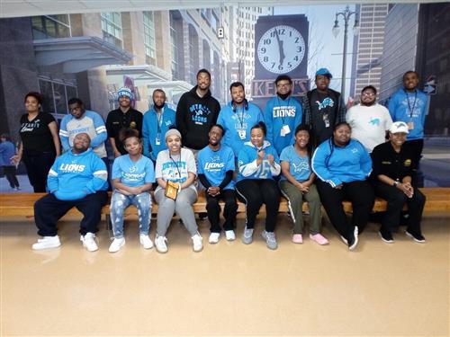students wearing lions gear